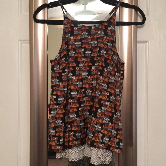 Quaint Porridge top with suitcase pattern - Picture 1 of 4